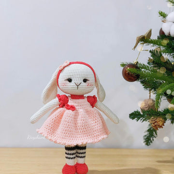 Lucie the bunny