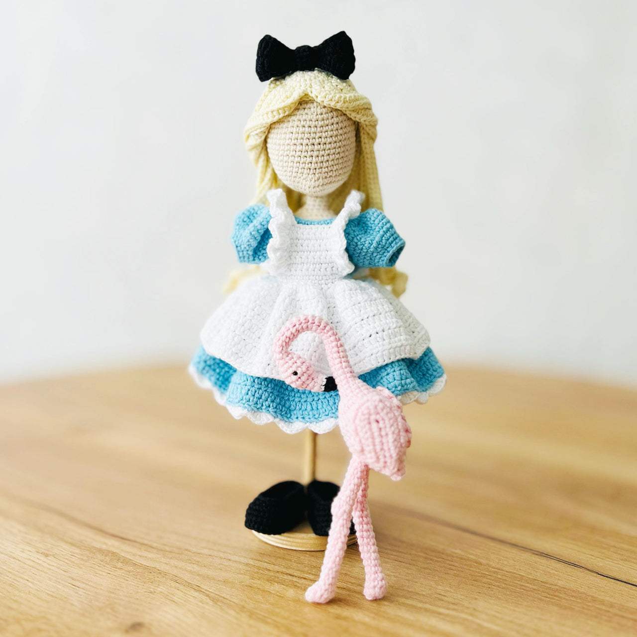 Crochet doll clothes, amigurumi doll outfit, crochet flamingo, Alice in Wonderland, Alice outfit