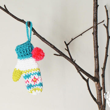 Fair Isle Mini-Mitten Ornament (2015037)