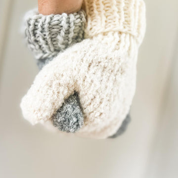 KOSE mittens