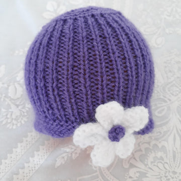 Daisy hat and bootee set