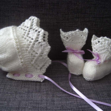 The Baby Bonnet & Booties Collection 2 E-Book (4-ply)