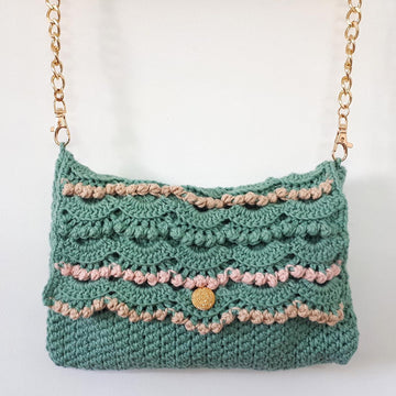 Pearls of the Sea Clutch