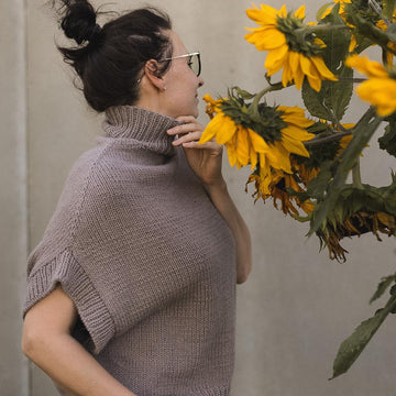 Seamless vest