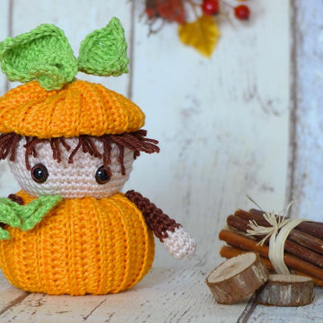 Halloween-Trio: Witch, Pumpkin & Vampire