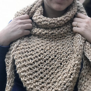 Max Mesh Triangle Scarf