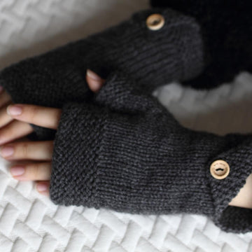 Accent Wrist Warmers