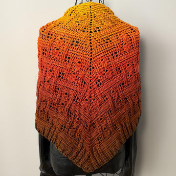 Flat Triangular Scarf "Himera"