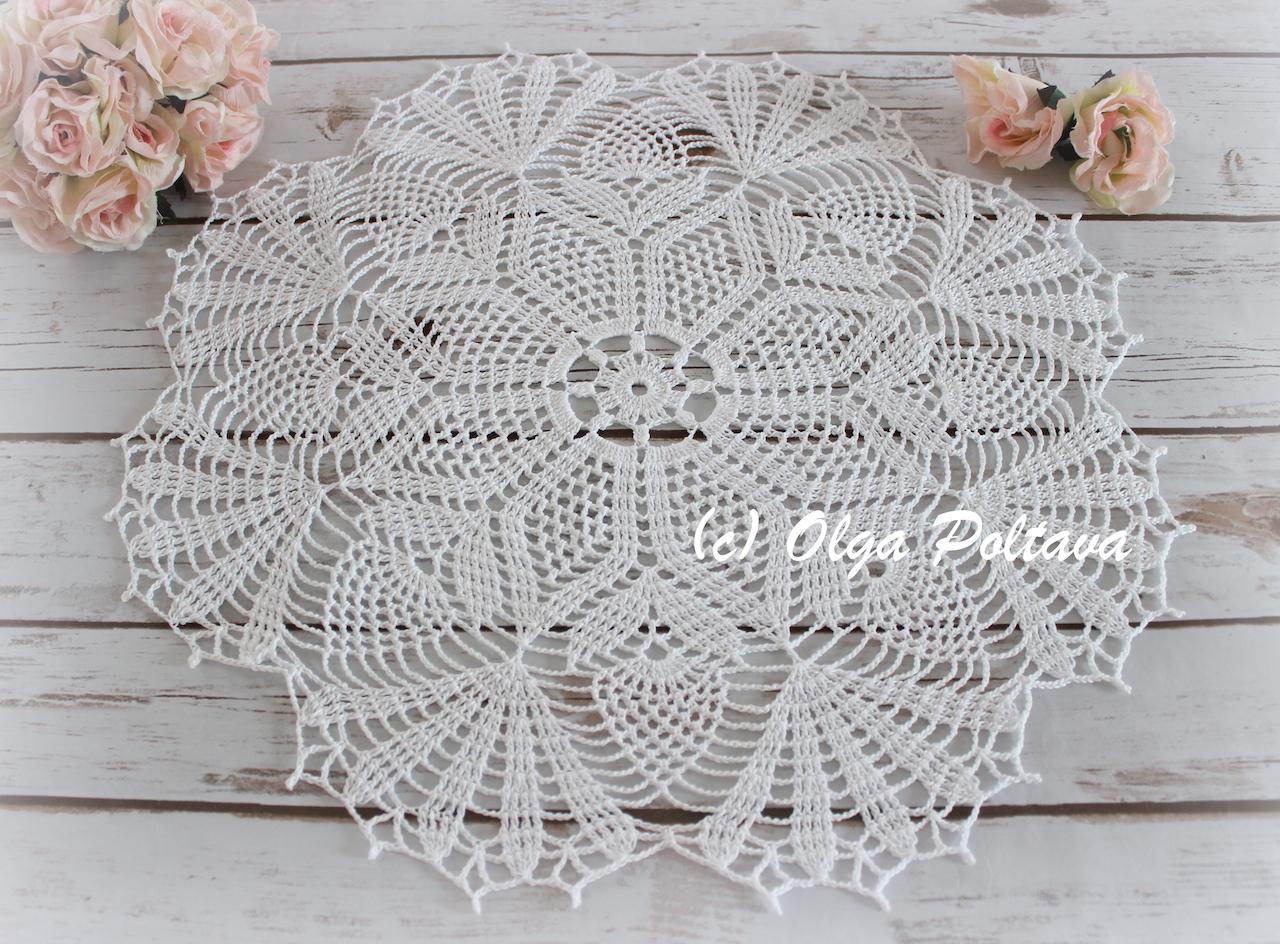 Pineapple Bouquet Doily