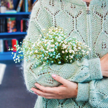 Bumblebee Cardigan - knitting pattern