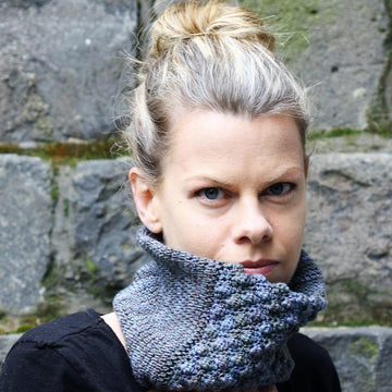 Pebbles Cowl
