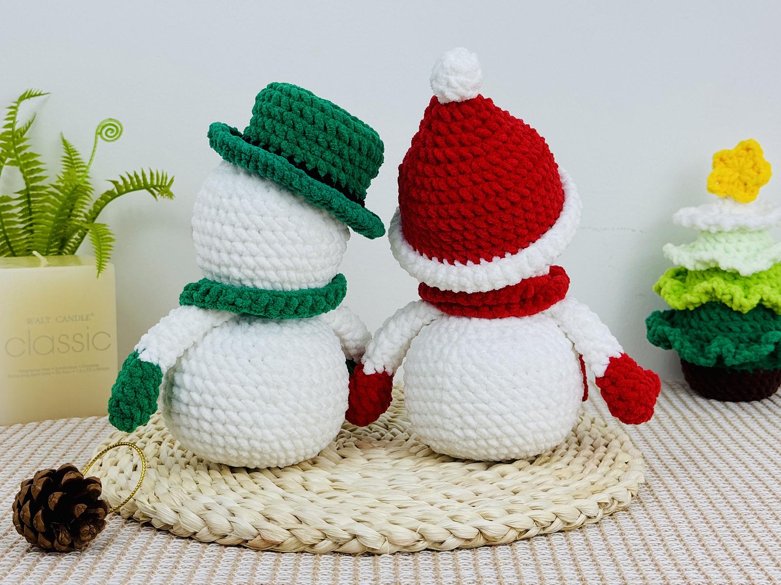 Christmas Snowman Couple Crochet Patterns
