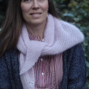 Vera Scarf