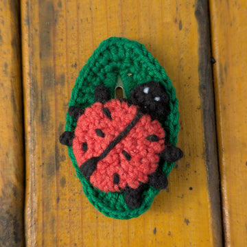 Ladybug1  Hair Clip English-US