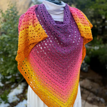 Crochet Pattern: Fry and Leela Shawl