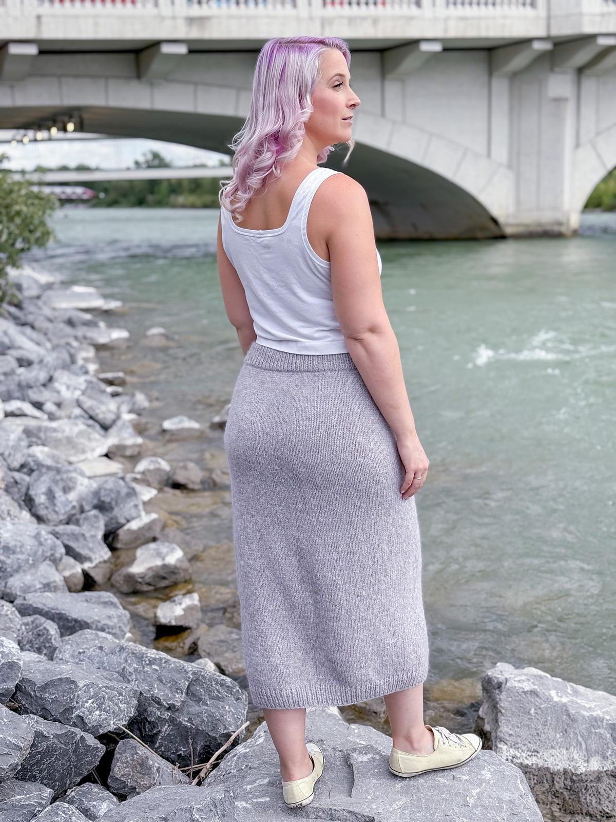 Sweet V Skirt
