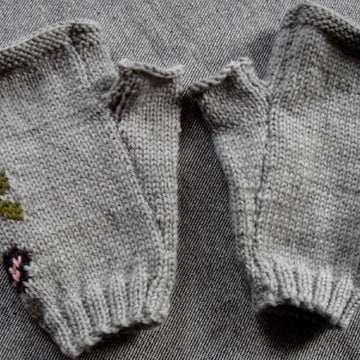 Panda fingerless gloves/fingerless mitts