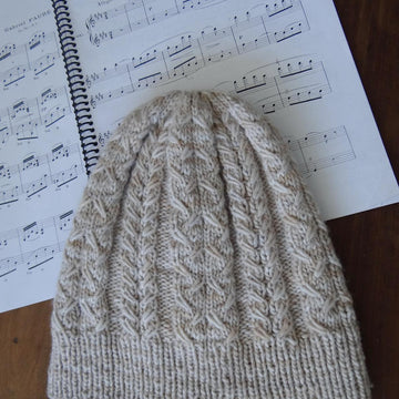 Dolly hat