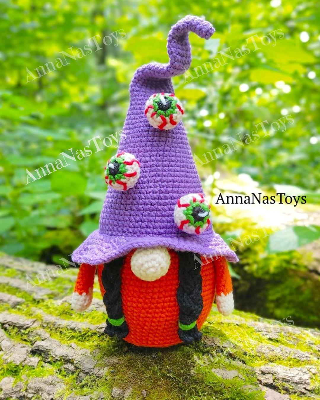 Witch with an eye