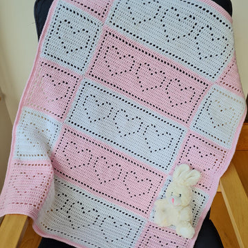 Hearts Galore Filet Blanket