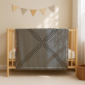 Geometric Maze Blanket C2C CROCHET PATTERN 74×74 inches Gray Optical Mosaic Stroller