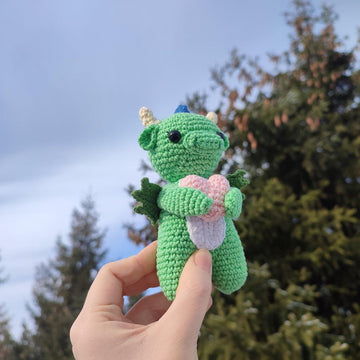 Daisy the Dragon Amigurumi Pattern