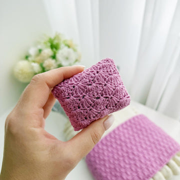 Crochet Doll bed, amigurumi doll furniture, crochet doll furniture