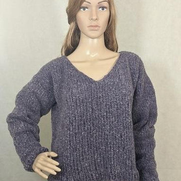 Veronica v-neck Sweater