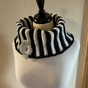 Ribbed Knit Look Cowl Halloween