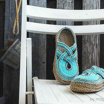 Women Cross Strap Clogs