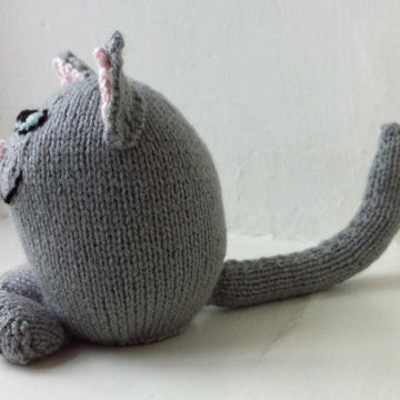 Shelf Cat