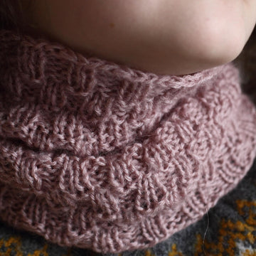 Robin Cowl for Aran yarn