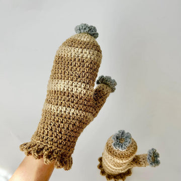Flower point Mittens