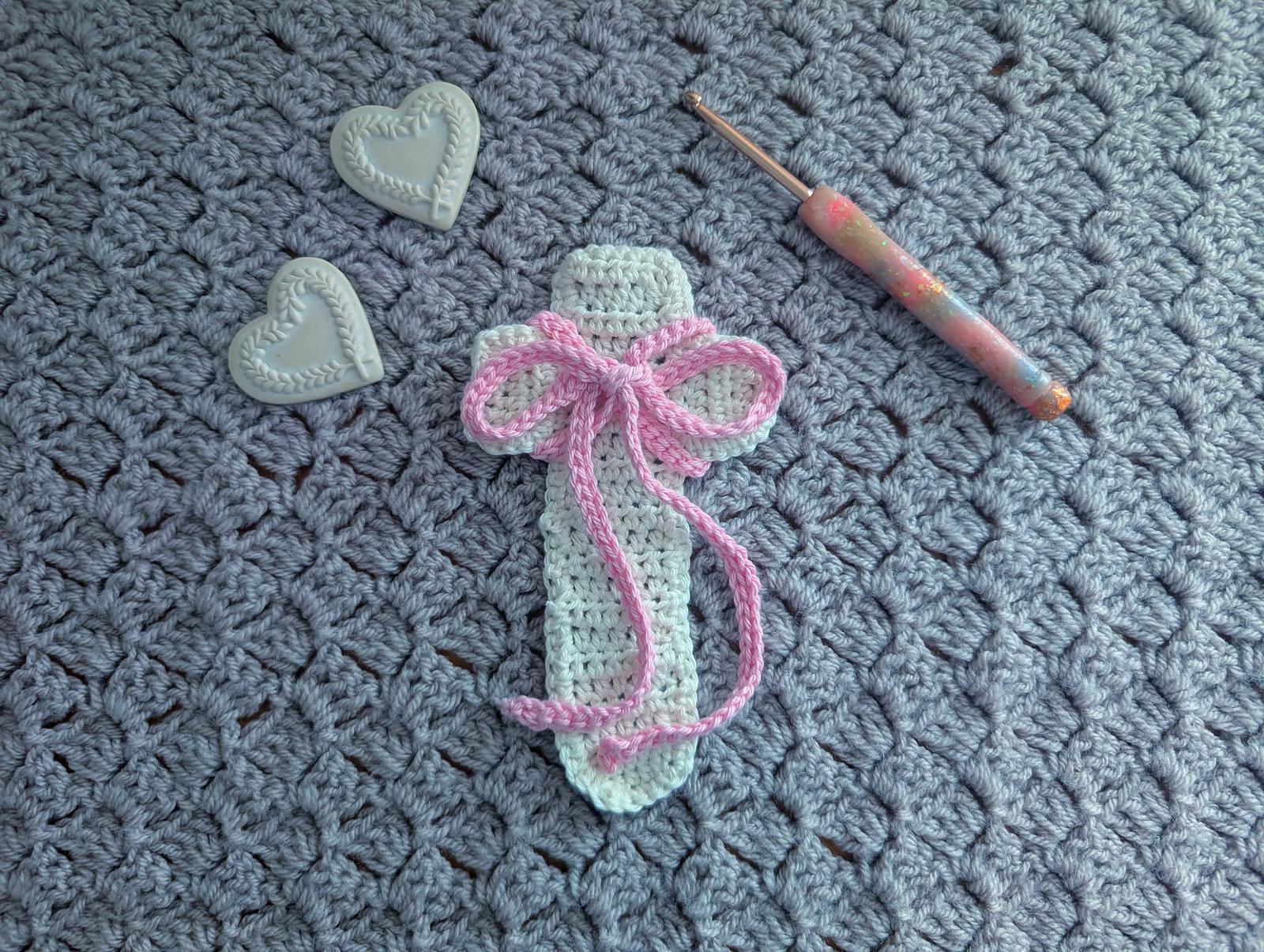 Crochet Cross Bookmark Pattern