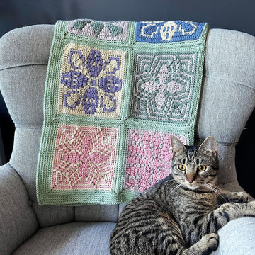 Blooming Tiles Blanket