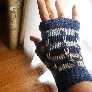 Corinna Cowl & Mitts