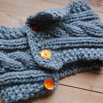 Cowl for mom