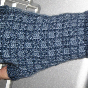 Checkmate Fingerless Mitts