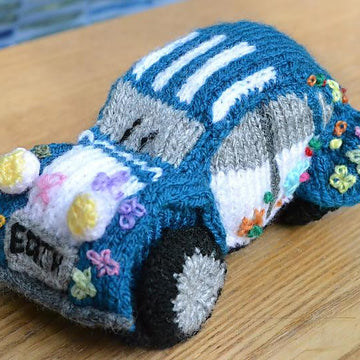 Henrietta 2CV