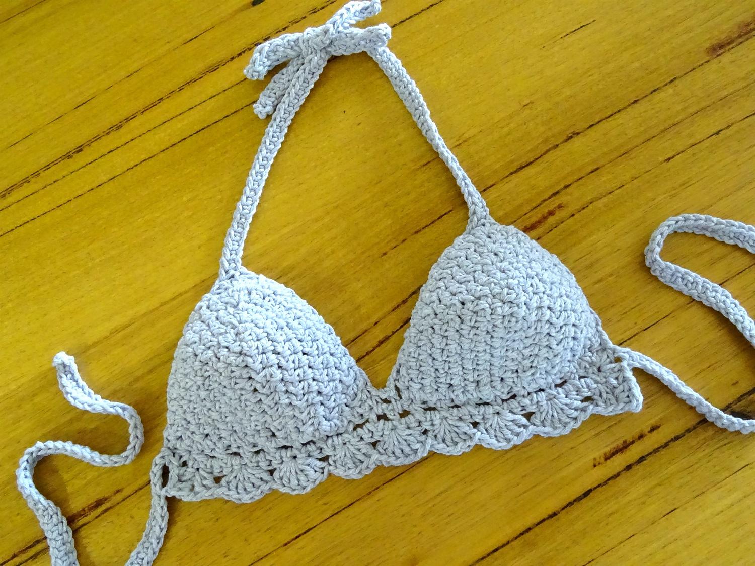 Bikini Top Halter Neck in 3 Sizes