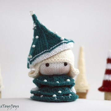 Tanoshi Small Doll in the Christmas Tree dress