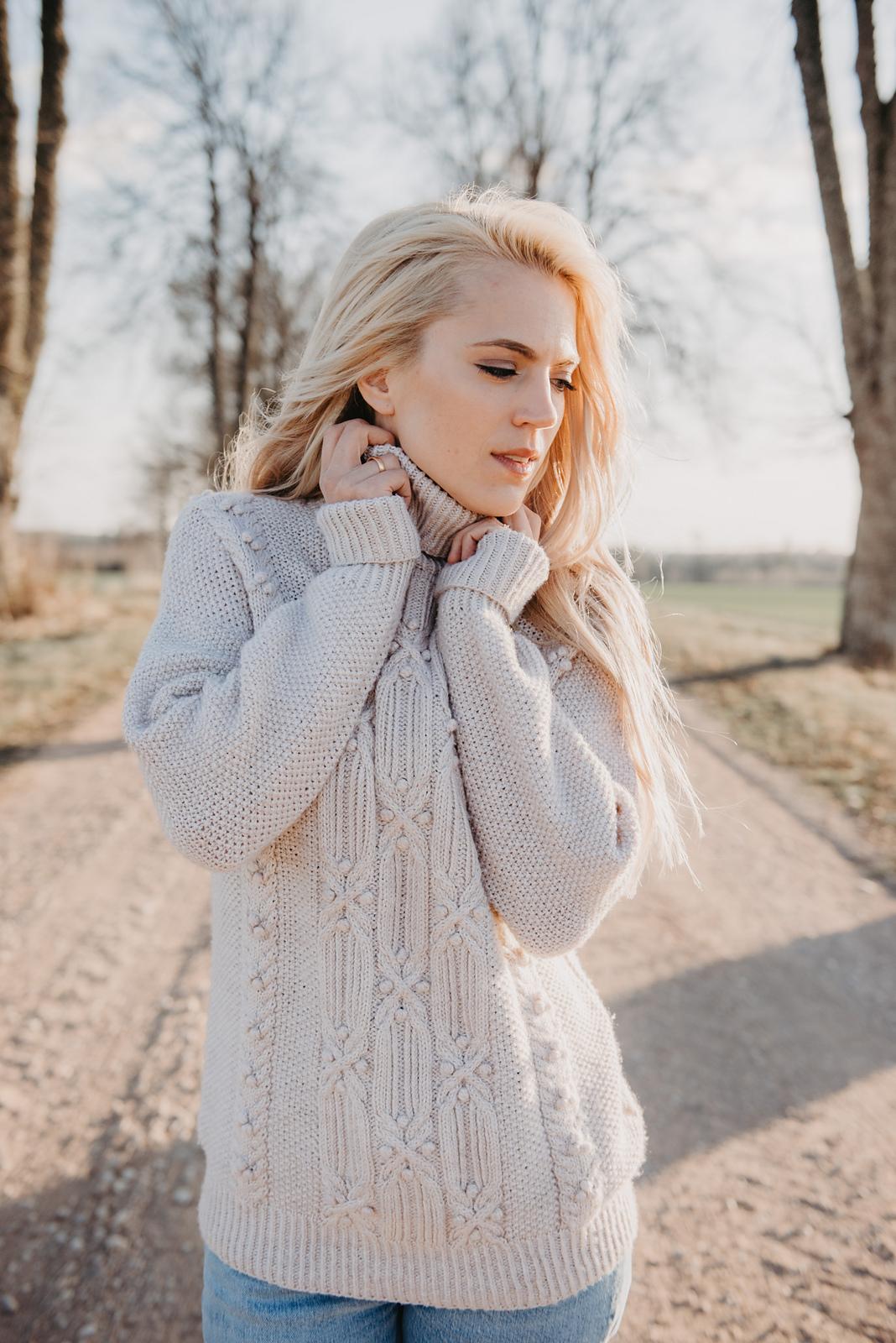 Clotted Cream Pullover