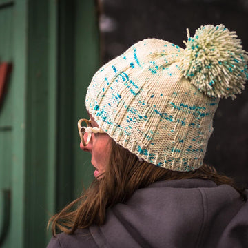 Snowy Peaks Hat