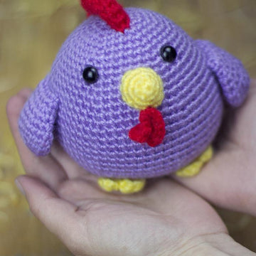 Piki the hen