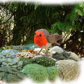 Robin Redbreast and Little Christmas Angels