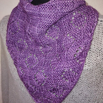 Diamond Kerchief Cowl