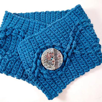 Lush Cabled Cowl