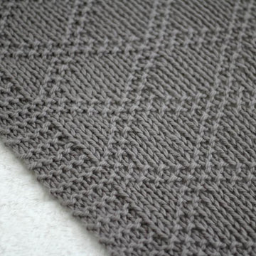 Cyra Knit Blanket - Super Chunky