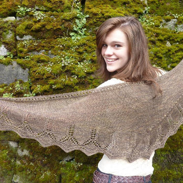 Ooh La Lace Shawlette