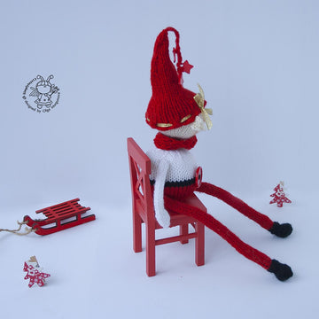 Elf toy